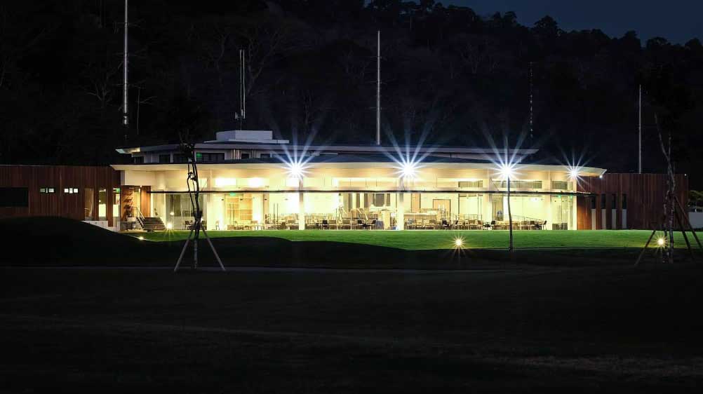 CLUBHOUSE