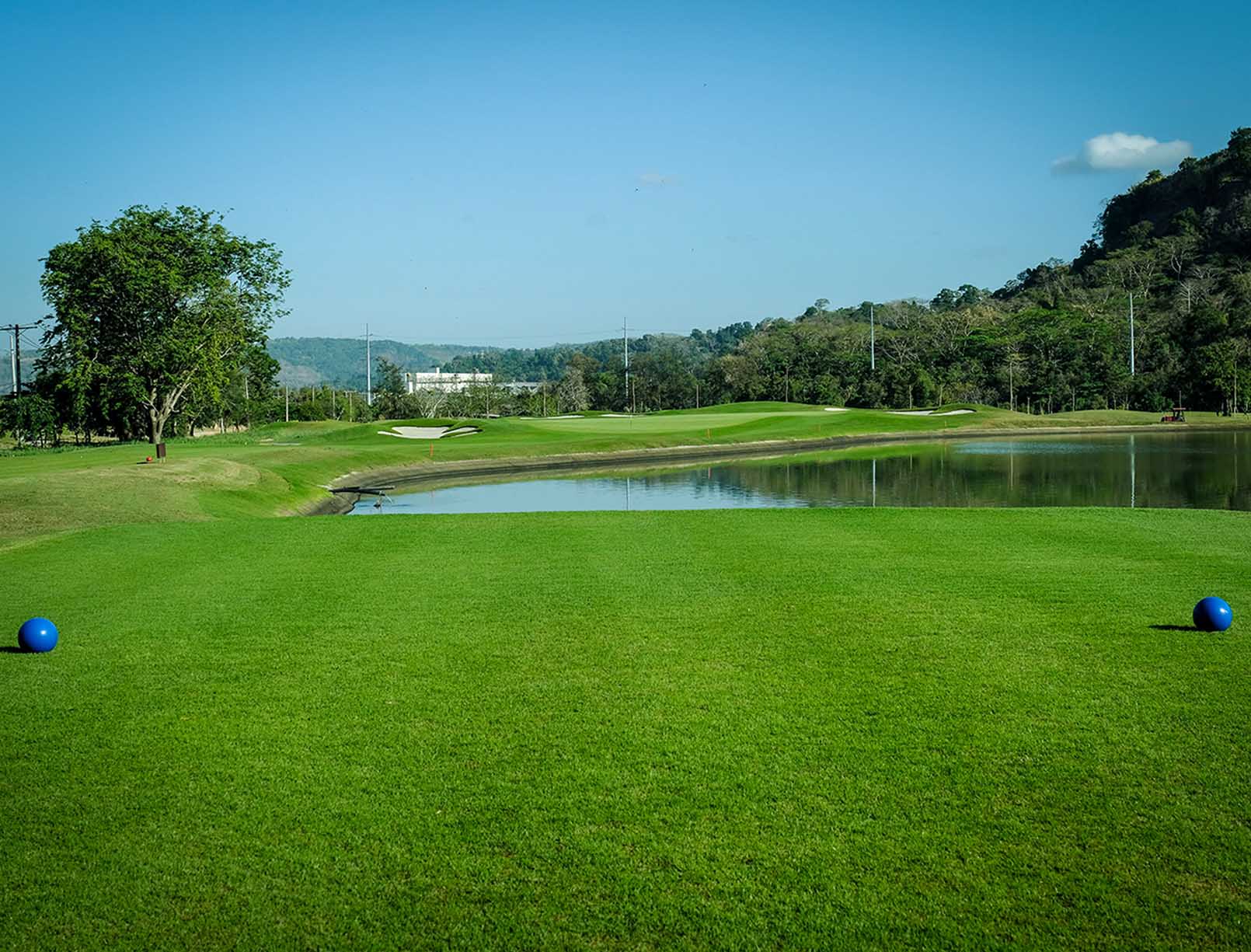 Hole08