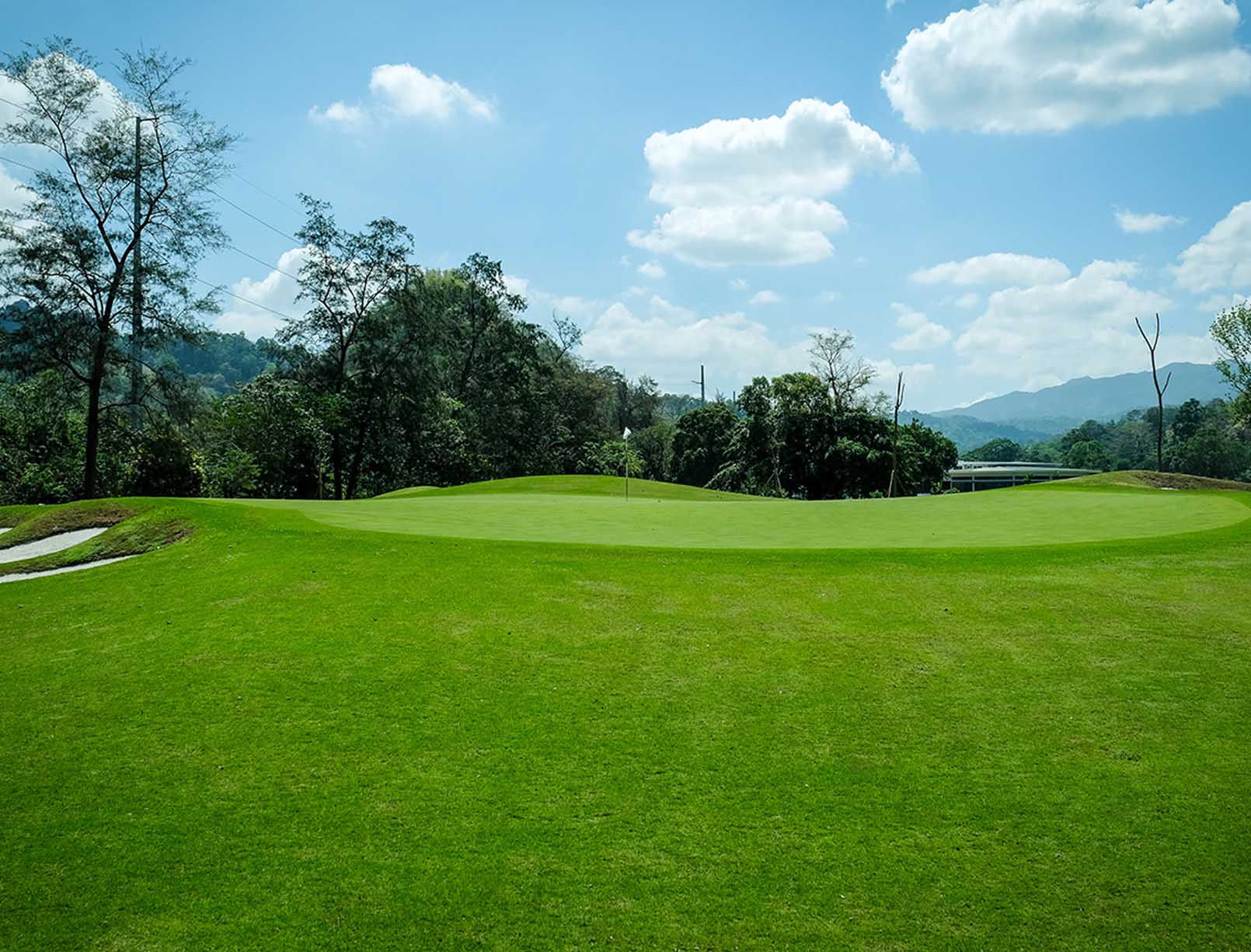 Hole16